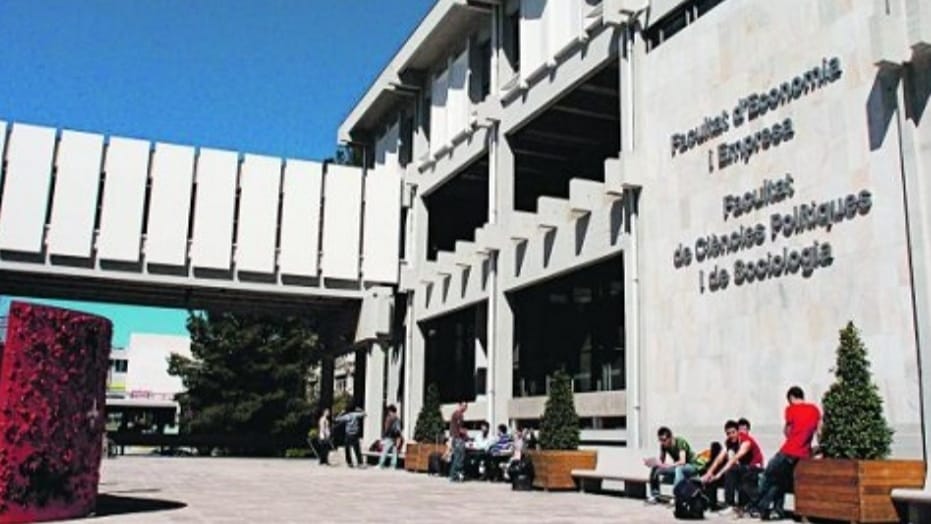 Facultat de ciències polítiques i sociología